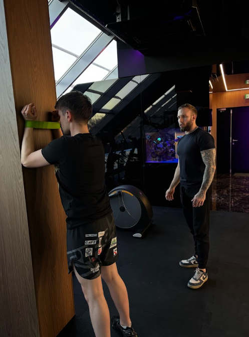 Sesja treningowa z trenerem w studio Gym Premium